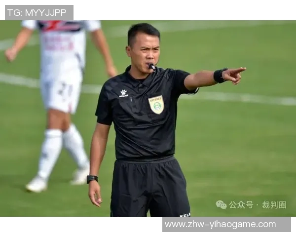 足球裁判哨声的背后故事与比赛公正的重要性探讨